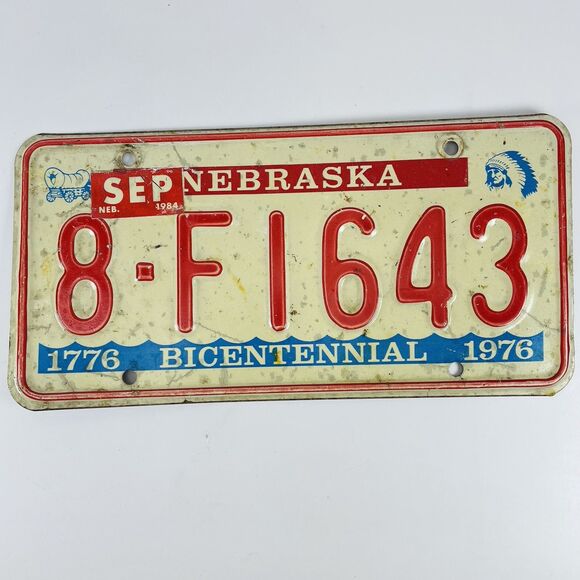 NEBRASKA Passenger 1976 License Plate 8-F1643 BICENTENNIAL Hall County - Picture 1 of 8